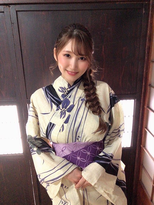 三原穗香(三原ほのか)最新作品及封面，三原穗香个人资料-星享社
