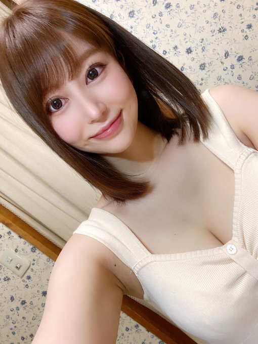 桃瀬久留美(桃瀬くるみ)出道作品及封面，桃瀬久留美个人资料-星享社