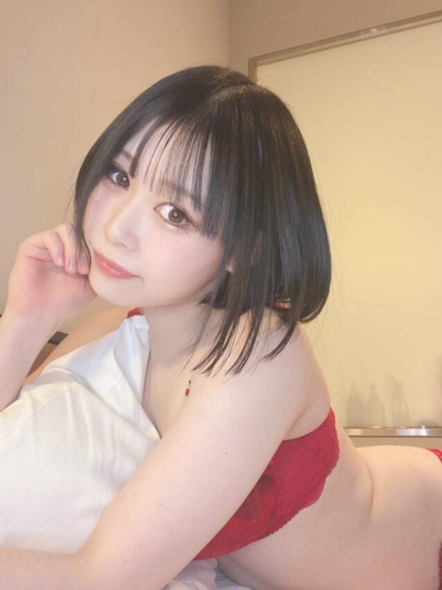 逢月日葵(逢月ひまり)出道作品及封面，逢月日葵个人资料-星享社