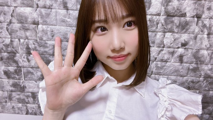 安达夕莉(安達夕莉)出道作品及封面，安达夕莉个人资料-星享社
