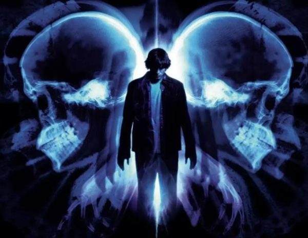 经典科幻电影推荐《蝴蝶效应》，关于一场时间旅行的盛宴-星享社
